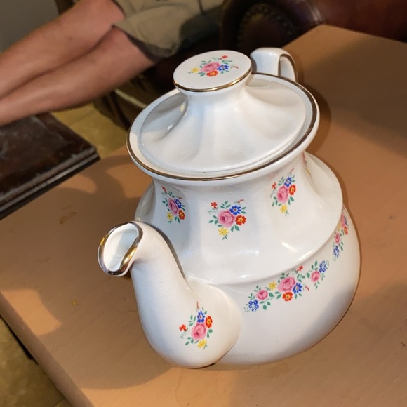 Antique Ellgreave England Centenary #1066 teapot, Genuine Ironstone - Picture 4 of 6